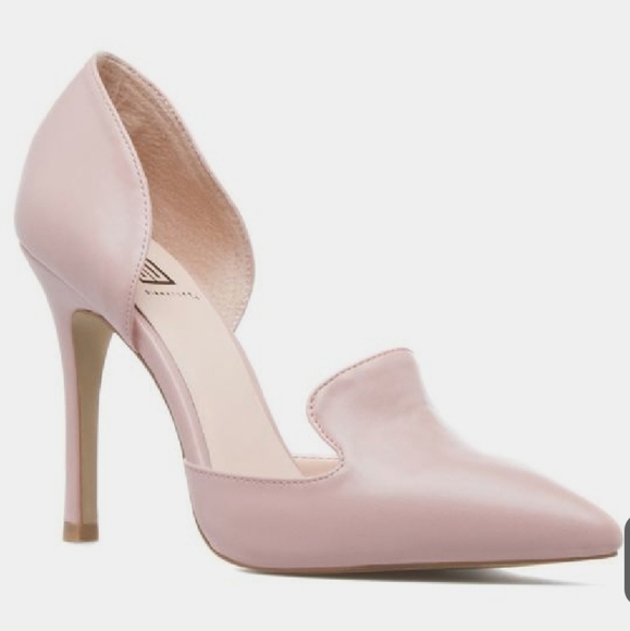 Signature by Shoe Dazzle Shoes - Light Pink ~ High Pencil Heels ~ by Signature